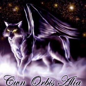 Cwn Orbis Alia Family Crest